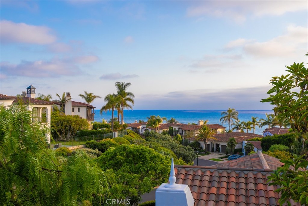 3 Atlantis Cove