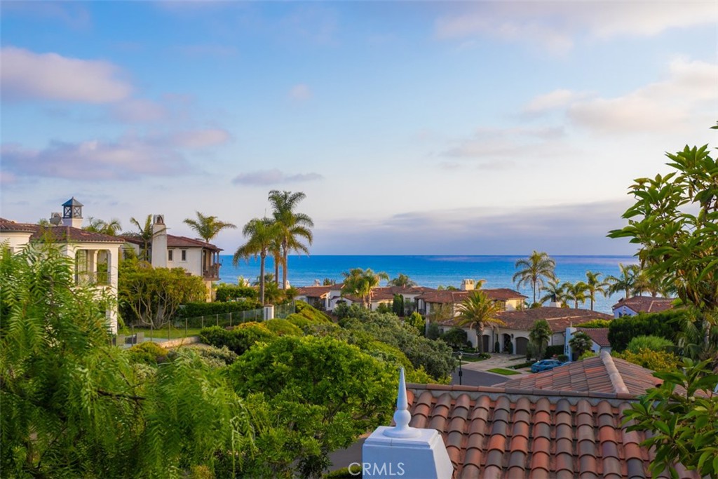 3 Atlantis Cove