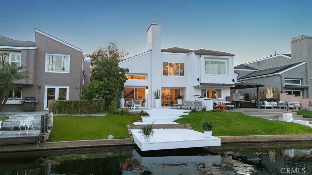 22526 Lake Forest Lane