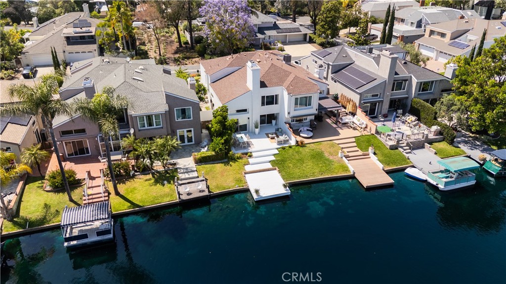 22526 Lake Forest Lane