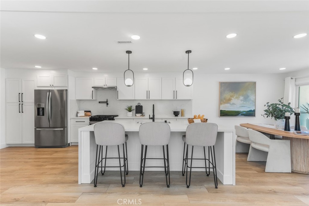 22526 Lake Forest Lane