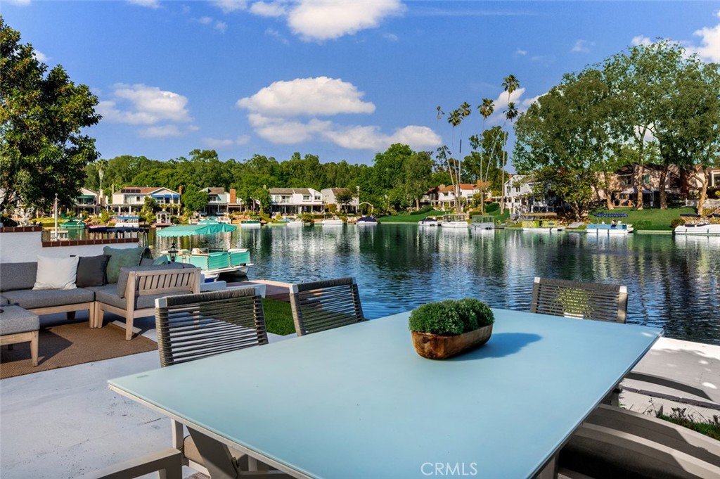 22526 Lake Forest Lane