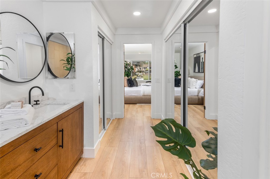 22526 Lake Forest Lane