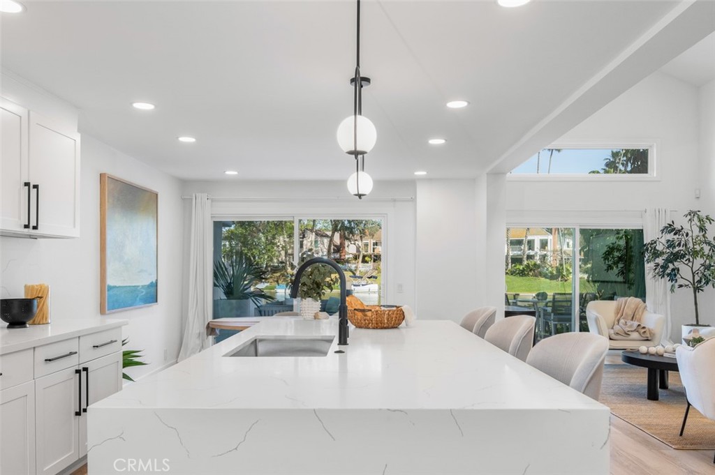 22526 Lake Forest Lane