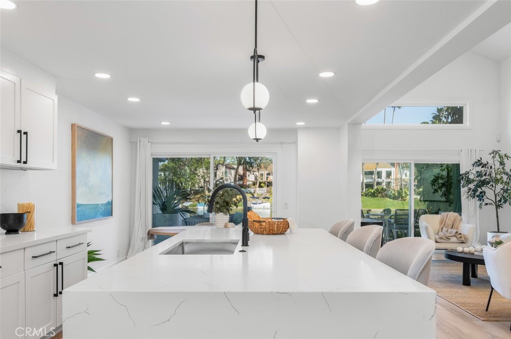 22526 Lake Forest Lane