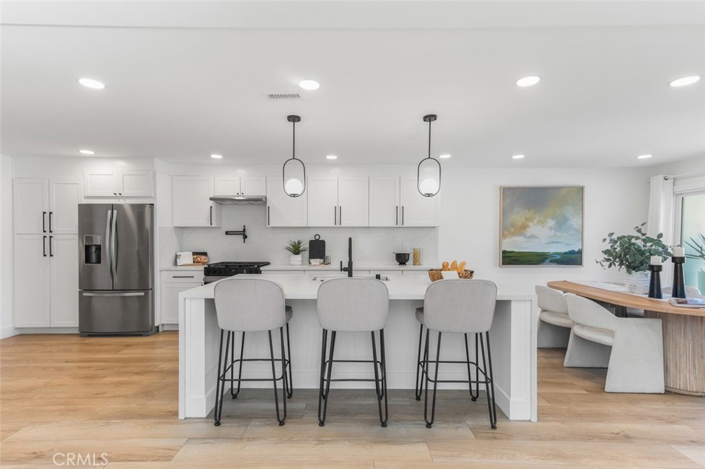 22526 Lake Forest Lane