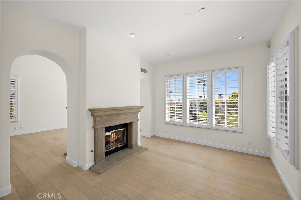 150 Sidney Bay