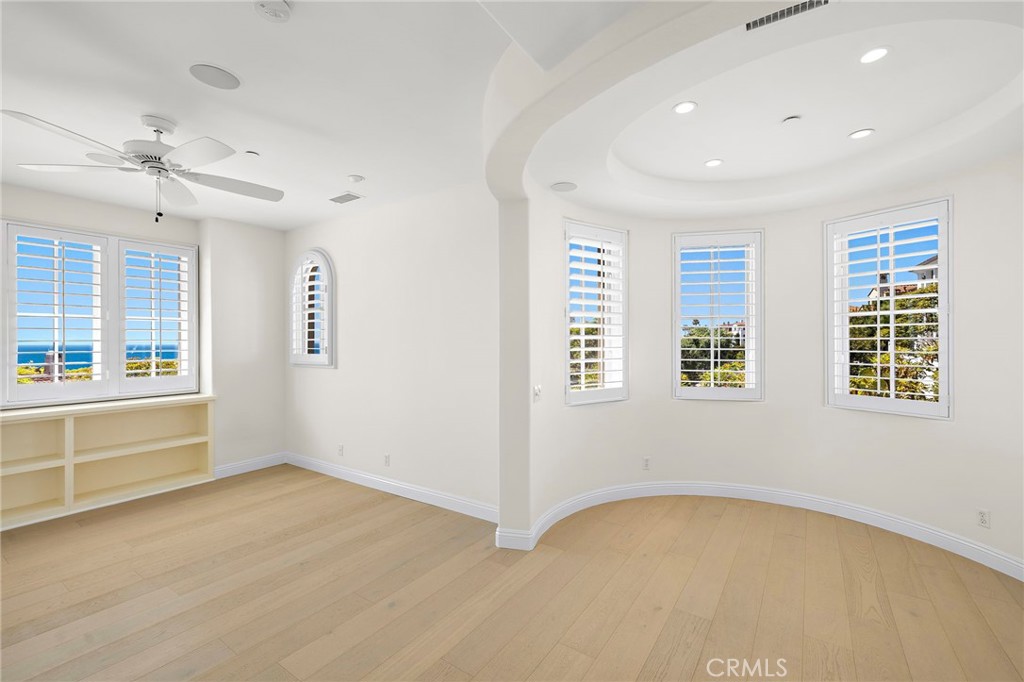 150 Sidney Bay