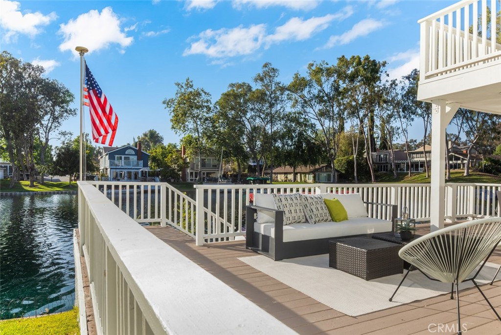 22851 Ridge Route Lane