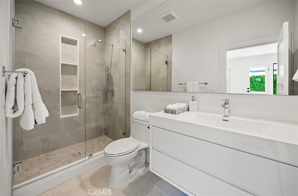 1312 Dover Drive