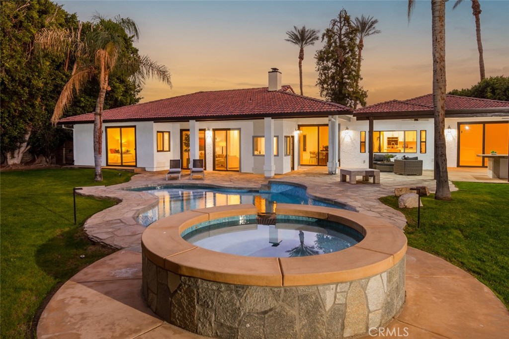 72020 Palm Crest Dr