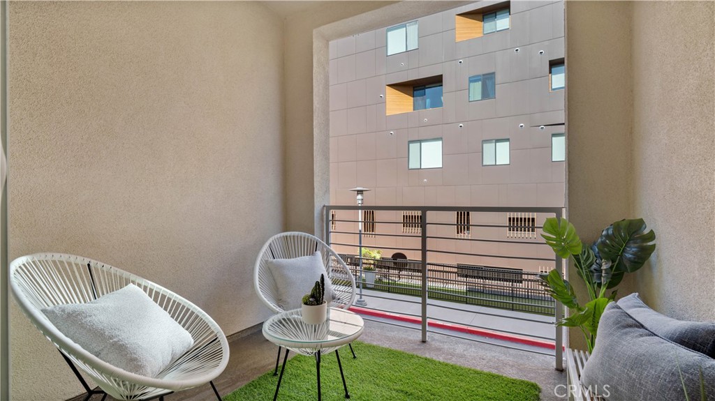 247 E Jeanette