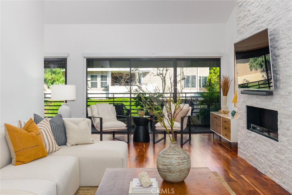 280 Cagney Lane 301