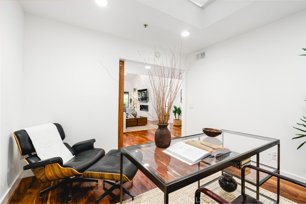280 Cagney Lane 301