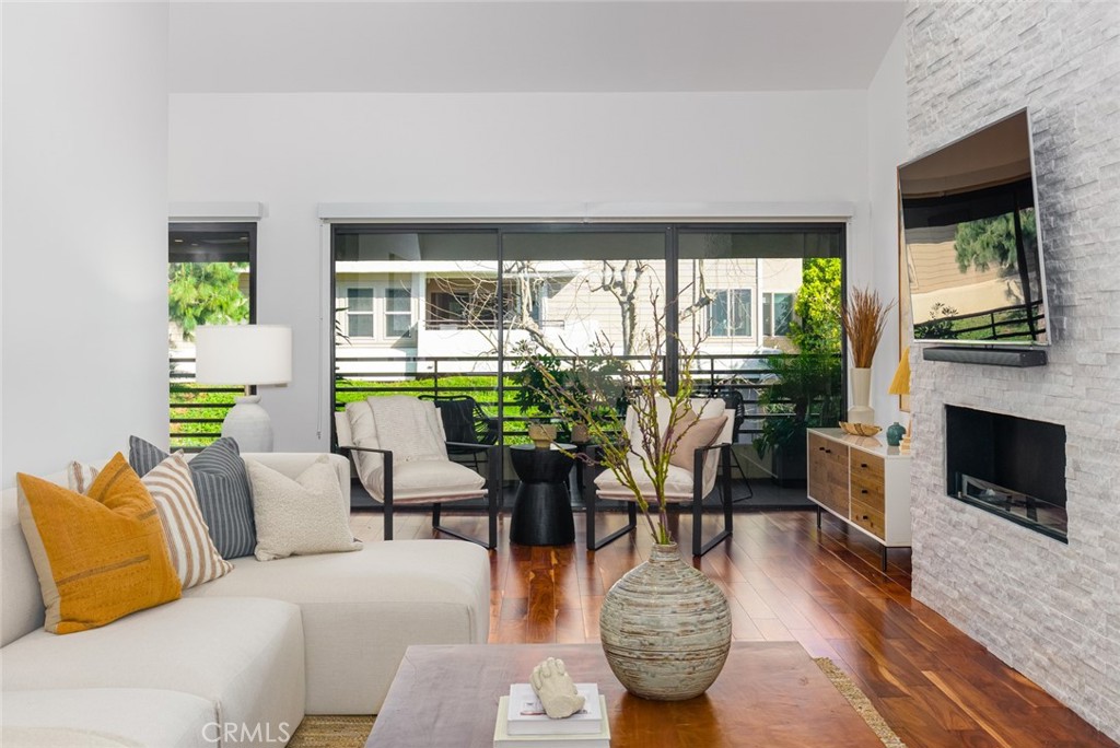 280 Cagney Lane 301