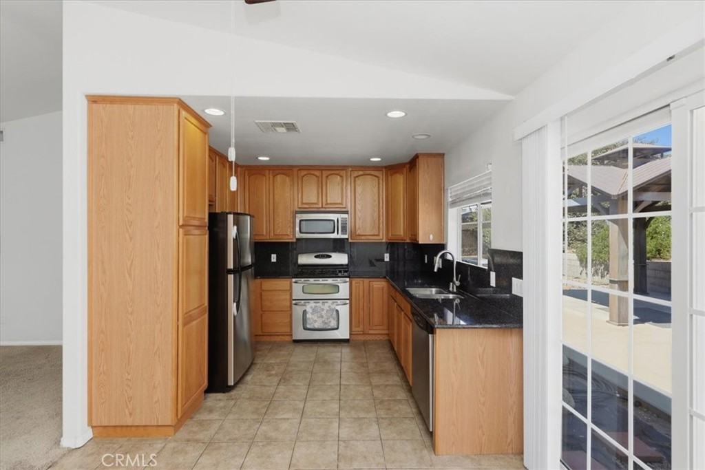 5403 Elm