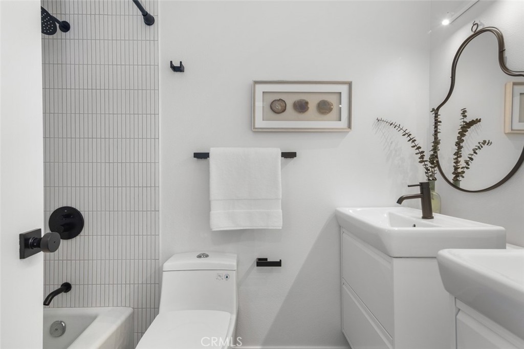 24142 Minnetonka Lane