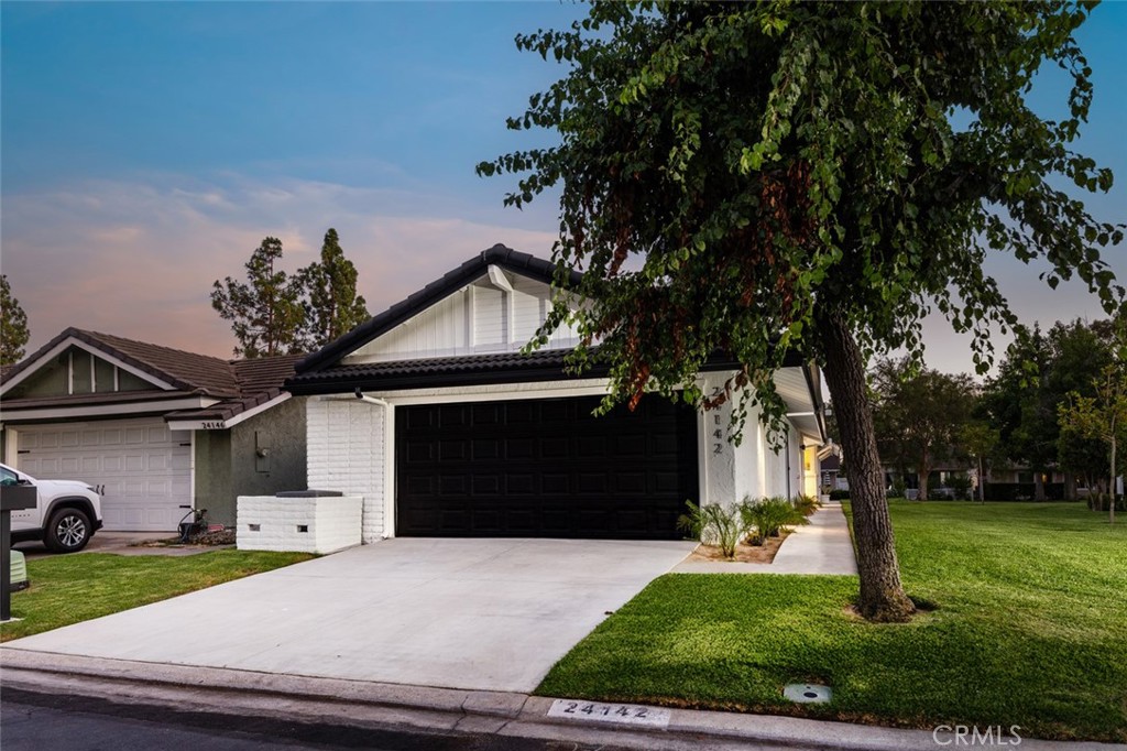 24142 Minnetonka Lane