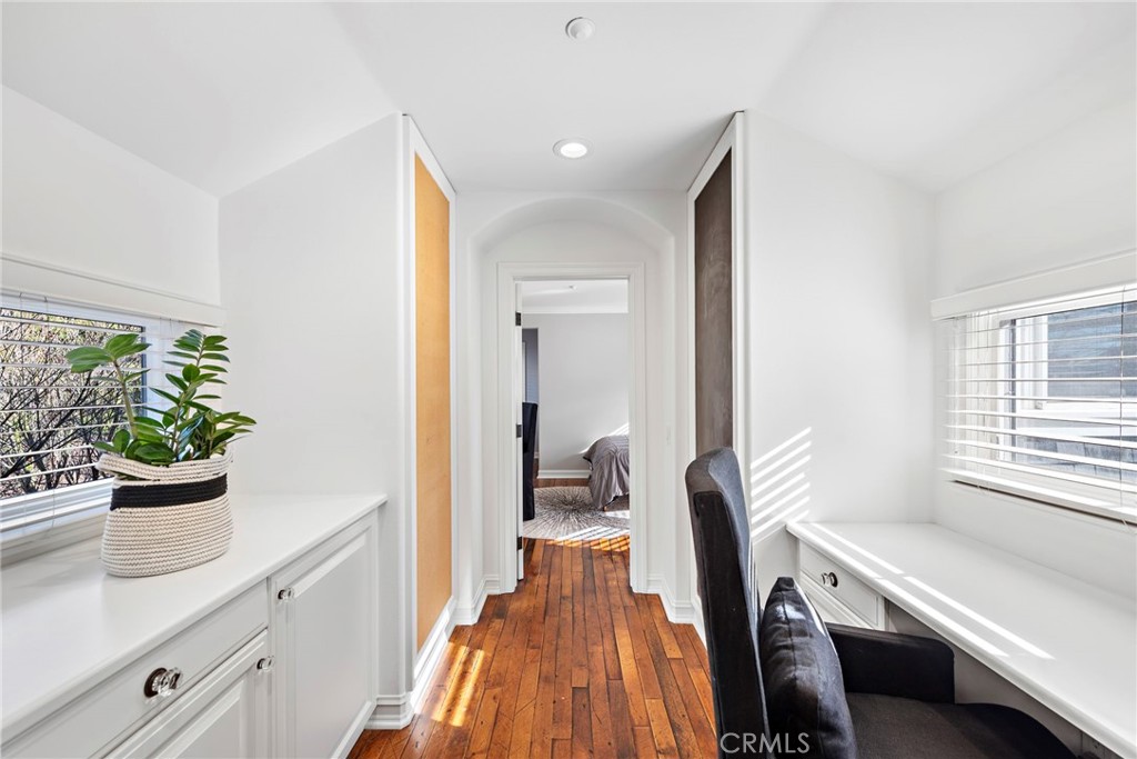 20 Cape Danbury