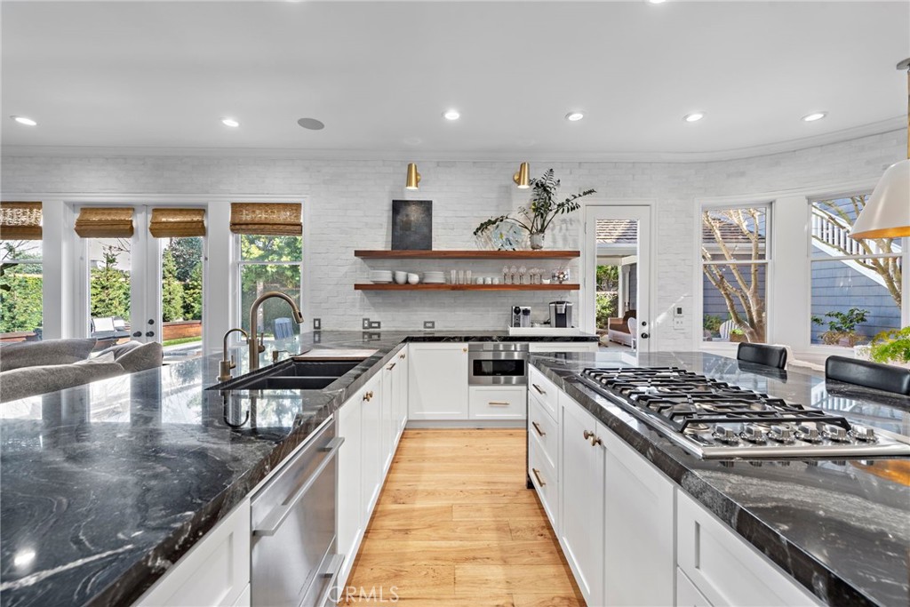 20 Cape Danbury