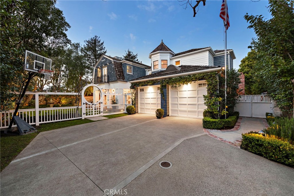 20 Cape Danbury
