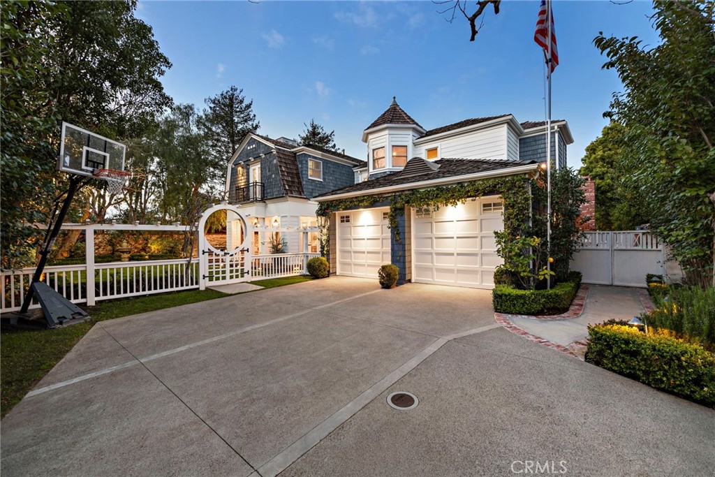 20 Cape Danbury