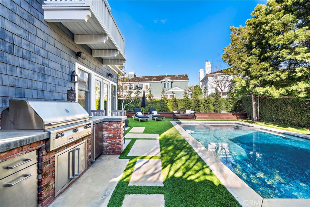 20 Cape Danbury