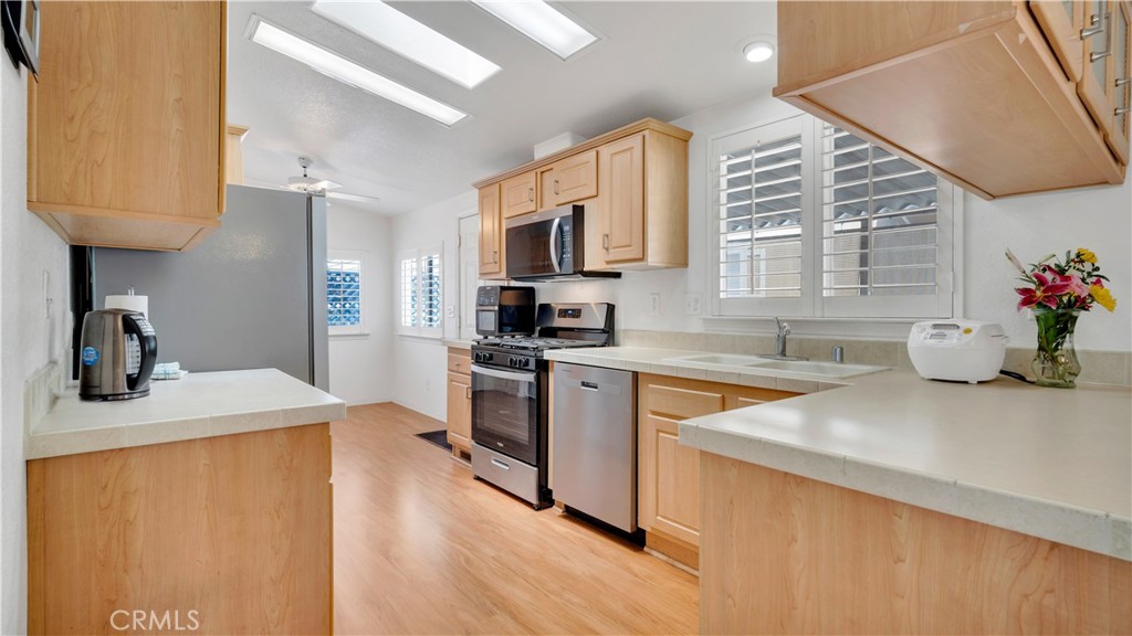 15621 Beach Blvd, Spc 91