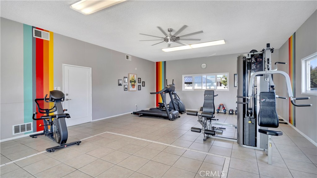 15621 Beach Blvd, Spc 91