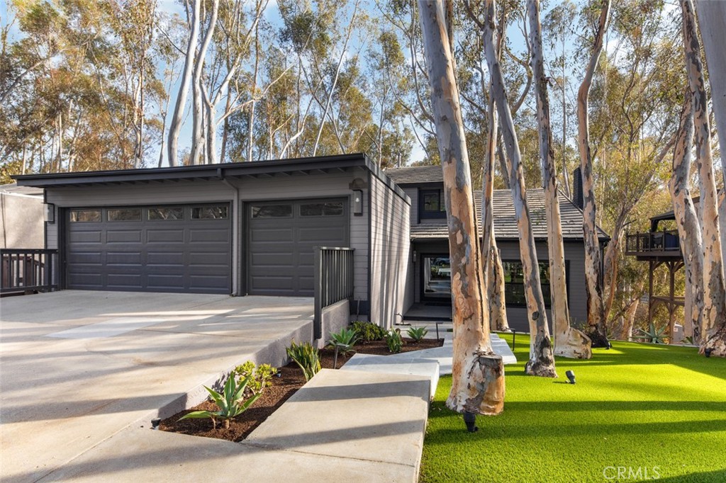 24946 Ravenswood