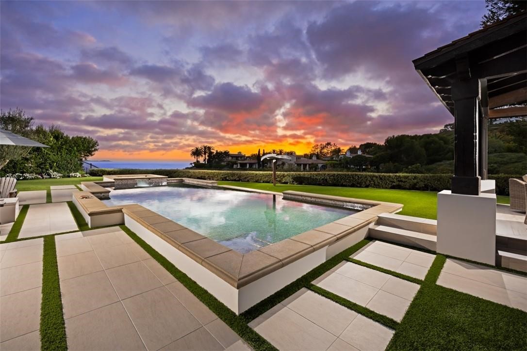 1 Ocean Bluff