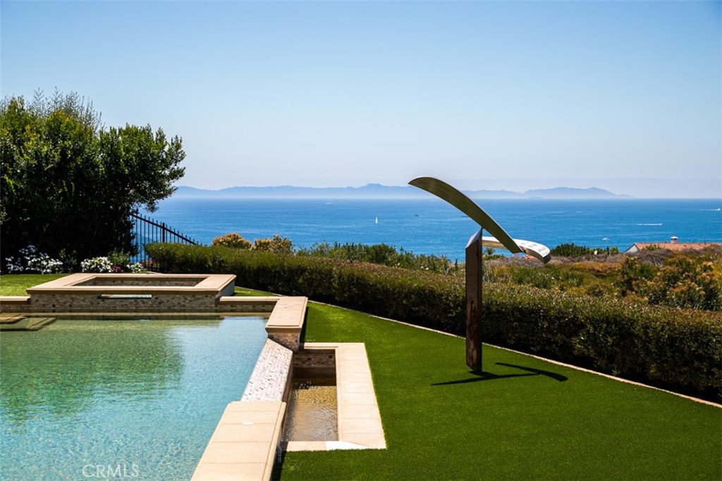 1 Ocean Bluff