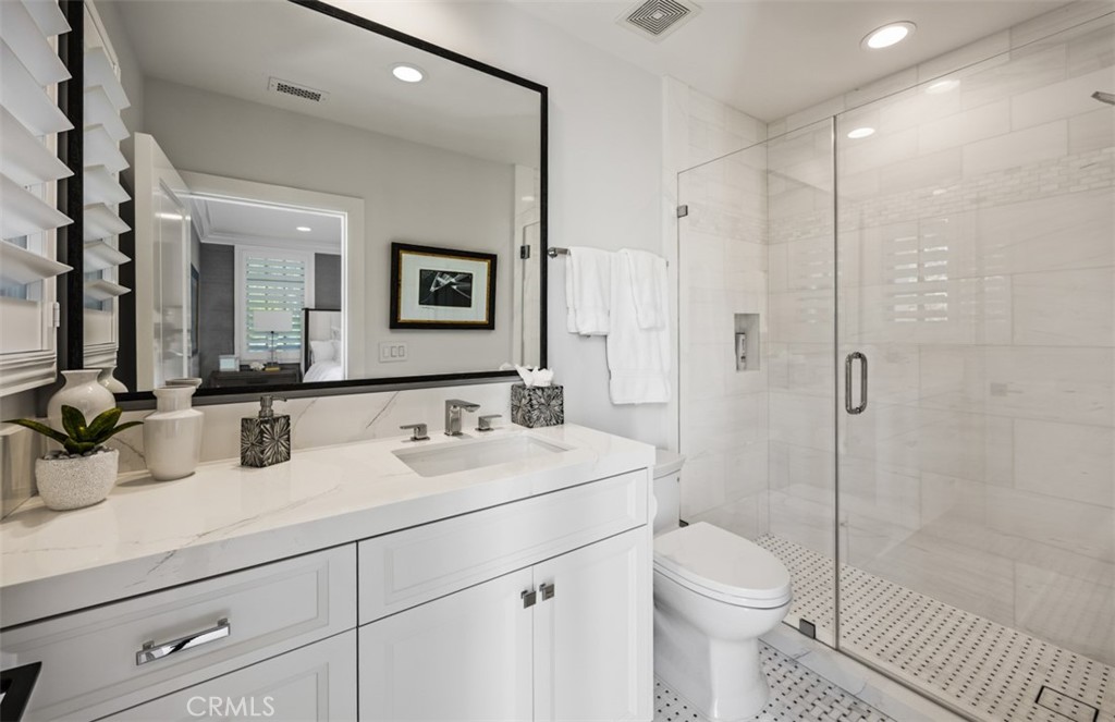 1 Ocean Bluff