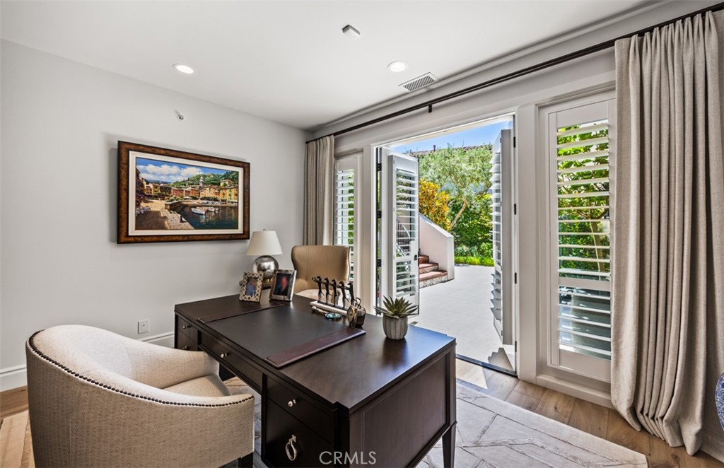 1 Ocean Bluff