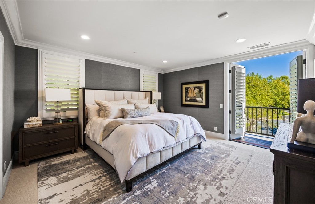 1 Ocean Bluff