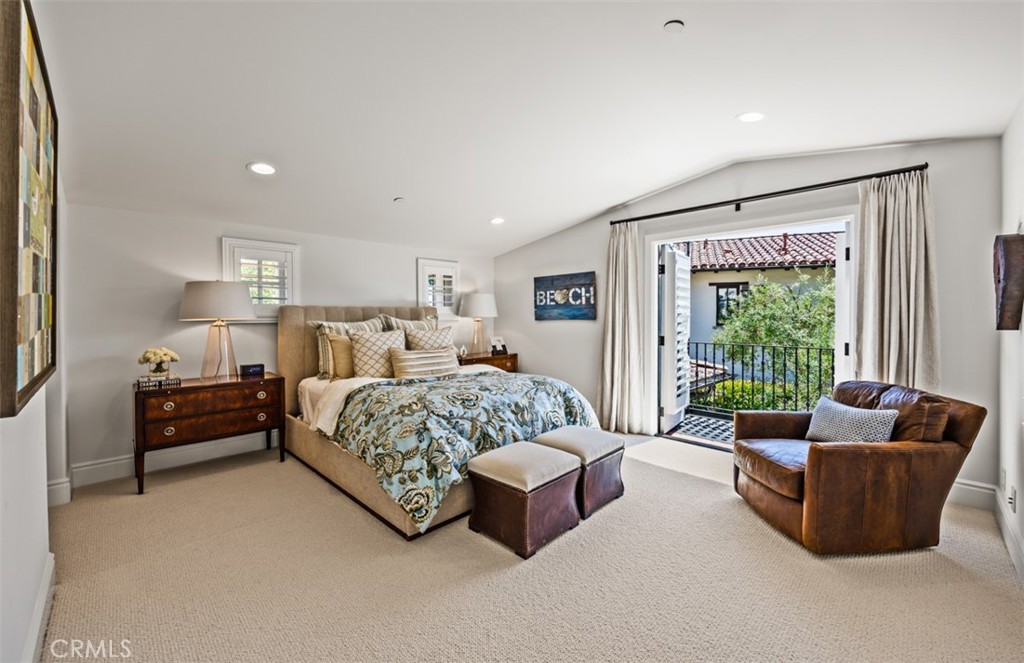 1 Ocean Bluff