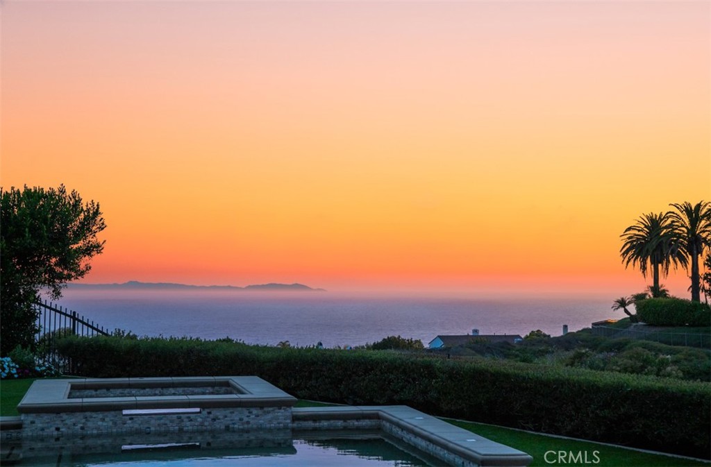 1 Ocean Bluff