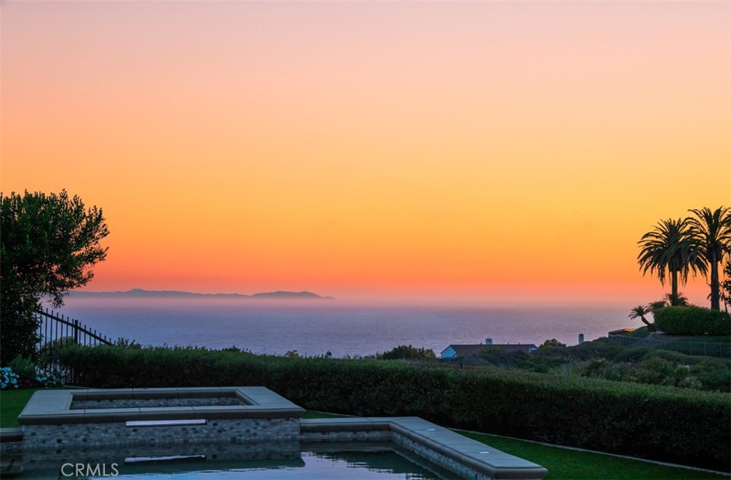 1 Ocean Bluff
