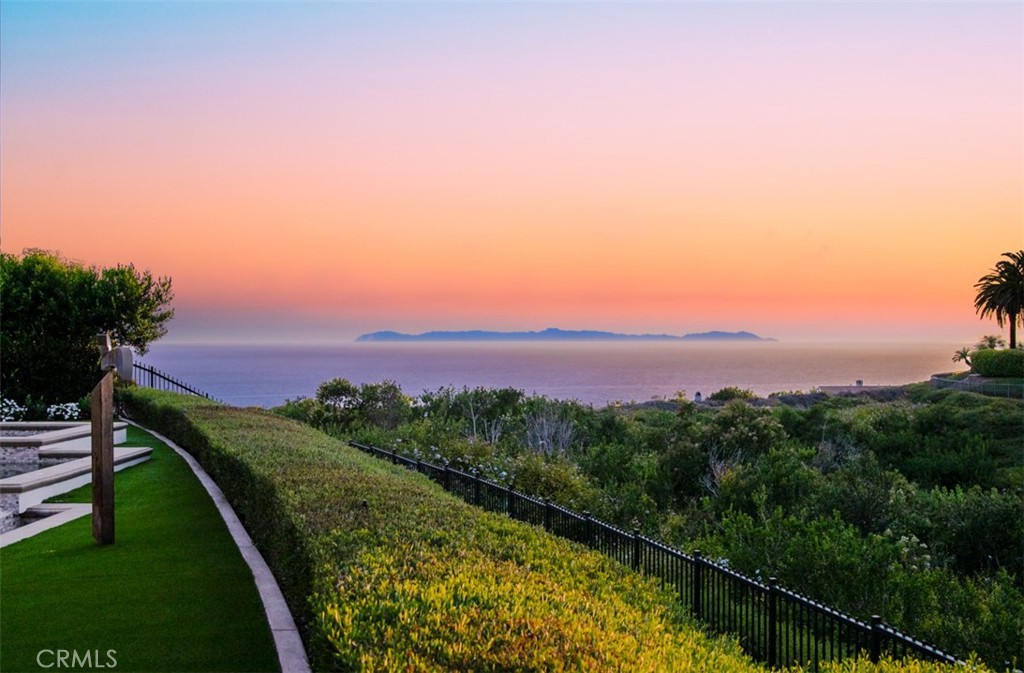 1 Ocean Bluff