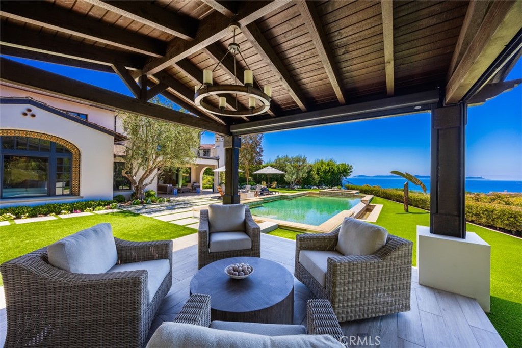 1 Ocean Bluff