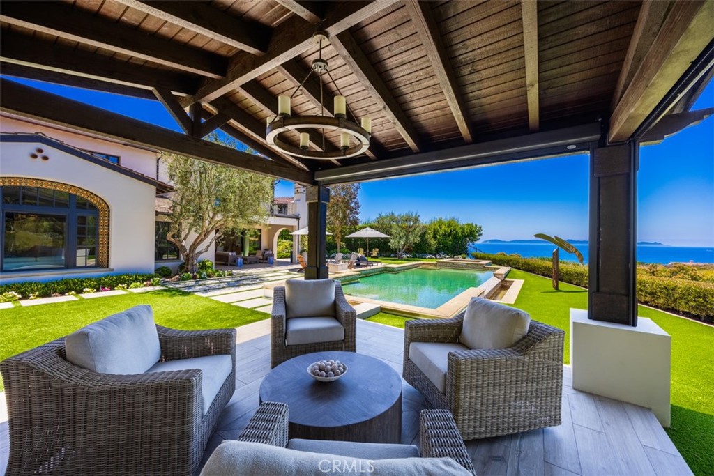 1 Ocean Bluff