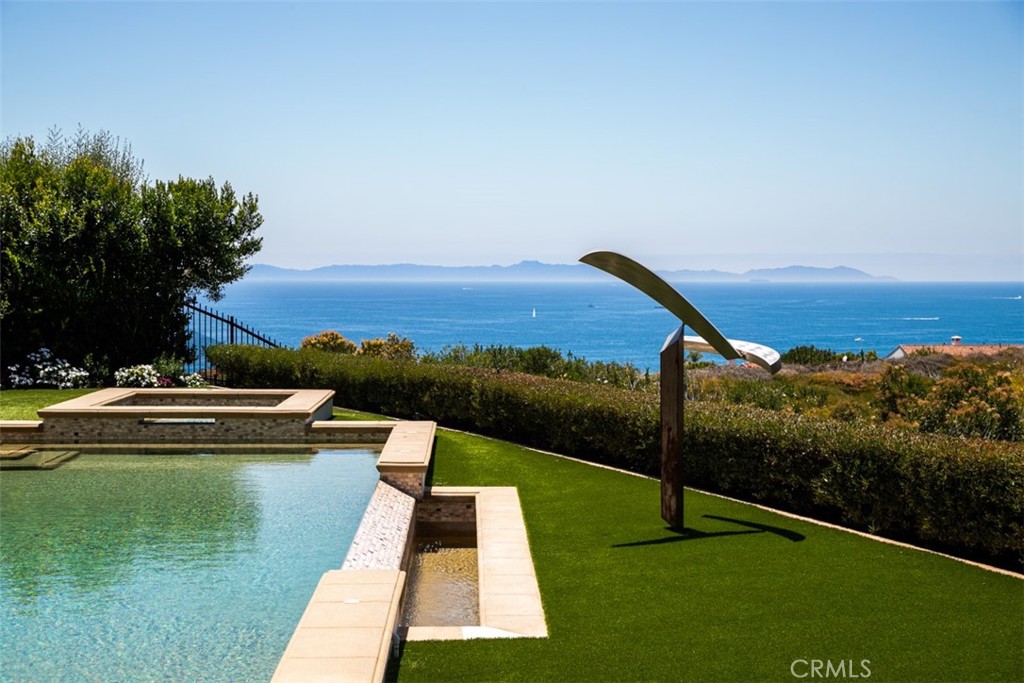 1 Ocean Bluff