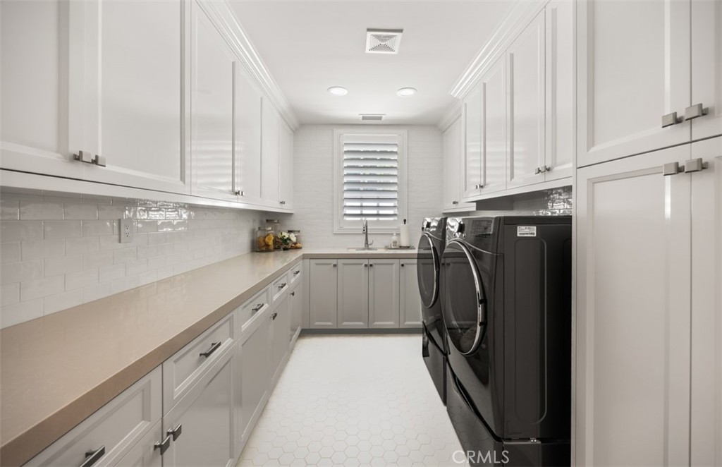 1 Ocean Bluff