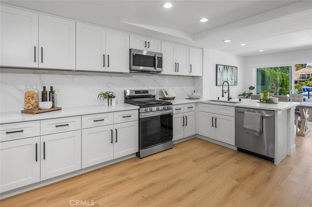 22627 Lakeside Lane