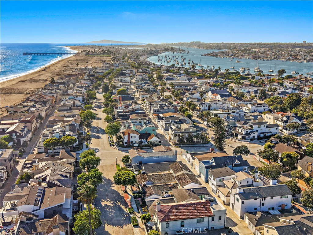 2012 E Ocean Boulevard