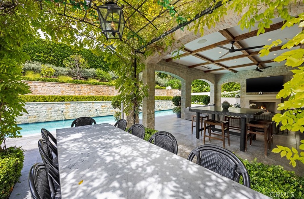 7 Oakmont Lane