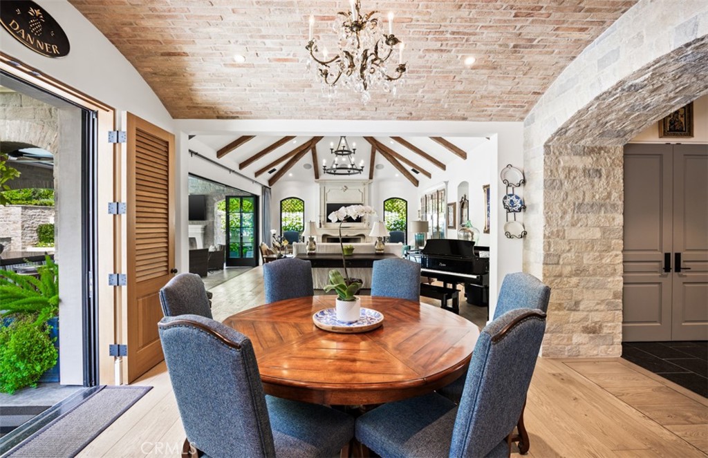 7 Oakmont Lane