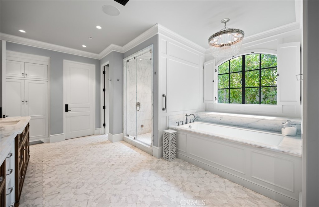 7 Oakmont Lane