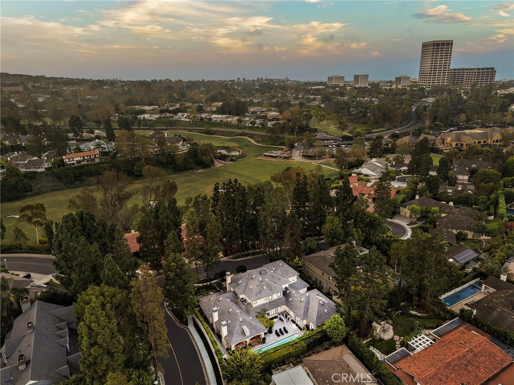 7 Oakmont Lane