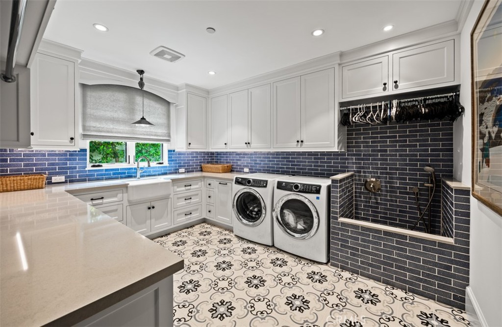 7 Oakmont Lane